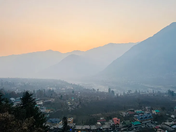 Journey from Delhi to Manali: A New Year’s Eve Adventure✨