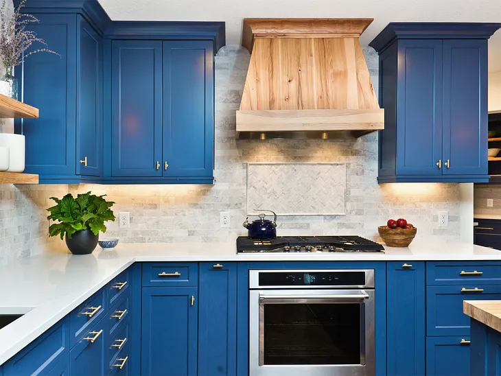 Refacing Kitchen Cabinets: How to Reface Your Cabinets