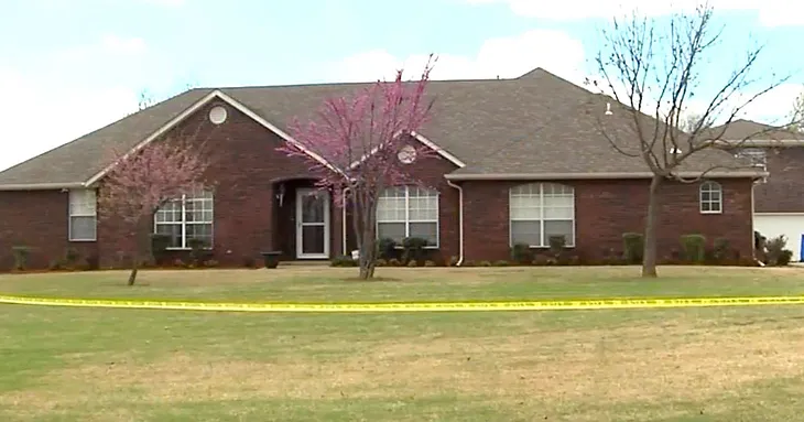 WAGONER COUNTY, OK — The grandfather of one of the three teens killed after breaking into a home…