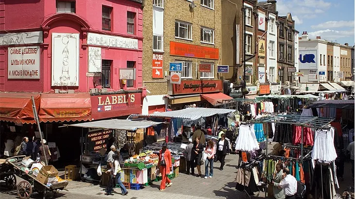 Petticoat Lane Market: Bustling or Bust?