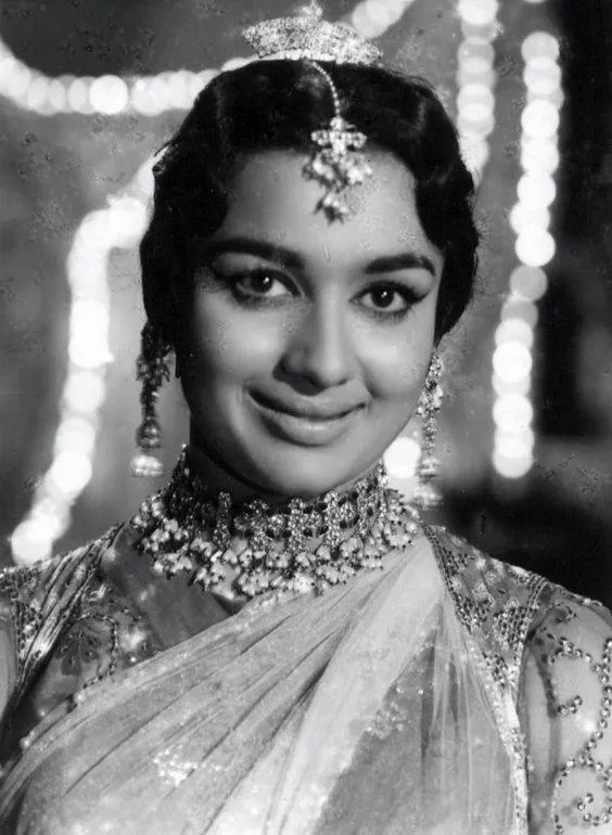 Asha Parekh shot to fame as a child actor when she made her debut with Aasmaan.