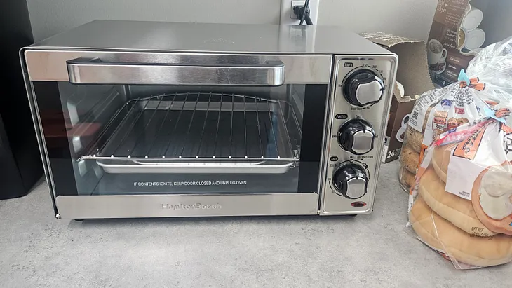 Let’s talk about the Hamilton Beach Toaster Oven?