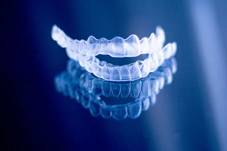 Invisalign Aligner Center Line