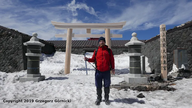 Short guide for climbing Mt. Fuji off-season