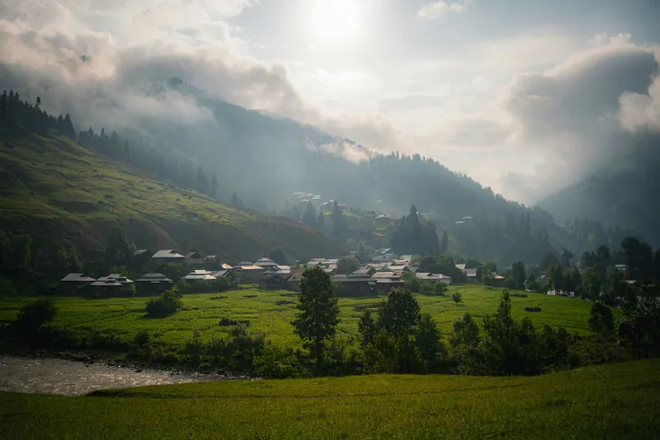 Hidden in Plain Sight: Searching for Lesbian Visibility in South Asia