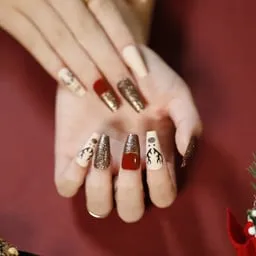 Love at Your Fingertips: Valentine’s Day Nail Art Inspiration