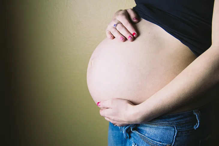 Things The Pregnancy Books Get Wrong (or Simply Fail to Mention)