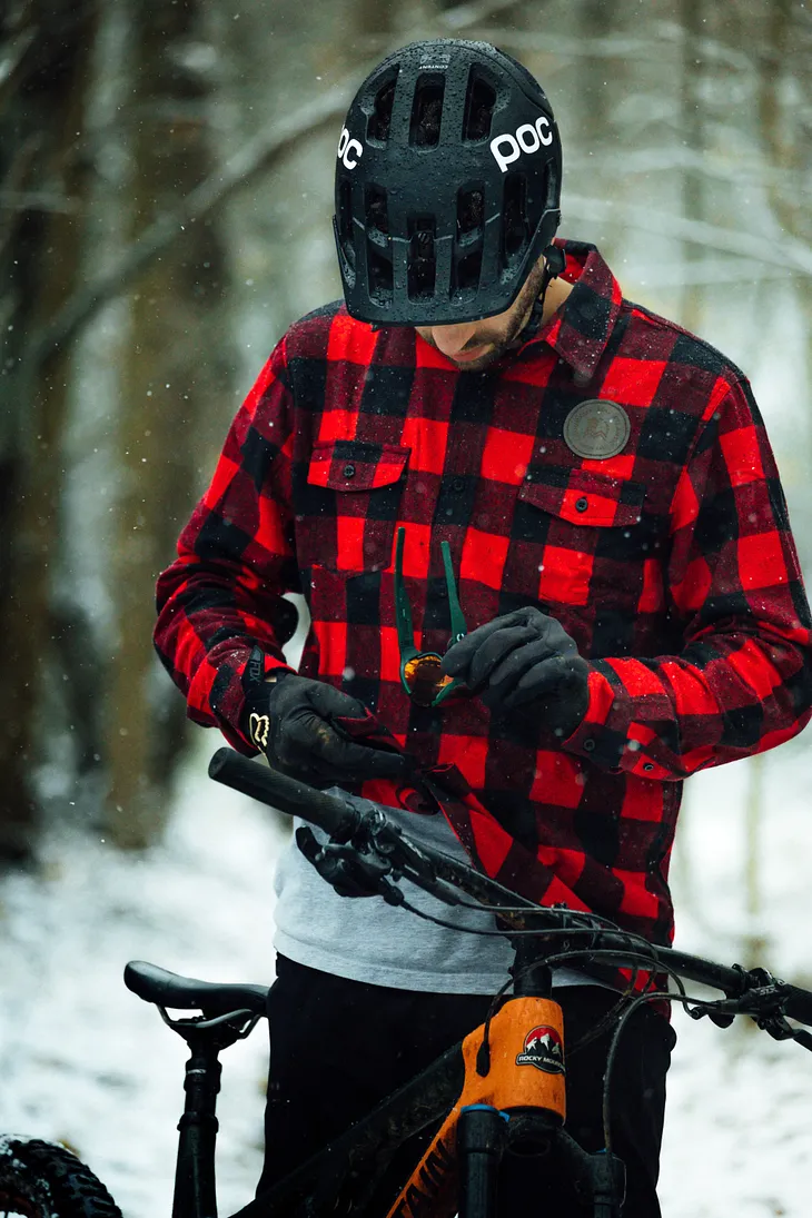 Winter Bike Commute Insta is Yoga Handstand Insta for Men and It’s What We Deserve