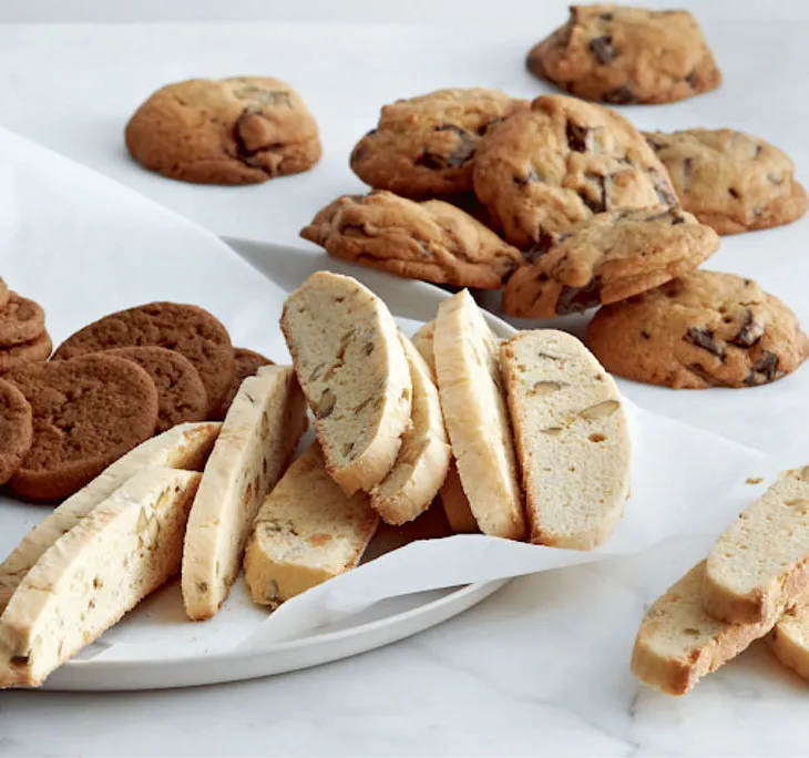 No Cookie Plate Is Complete Without Gingersnaps