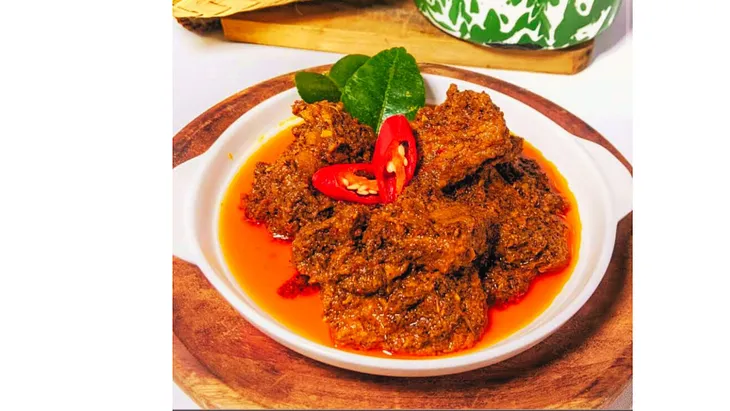 ✨✨”RENDANG: INDONESIAN CUISINE RECOGNIZED WORLDWIDE AS A FAVORITE DISH.🇲🇨✨✨