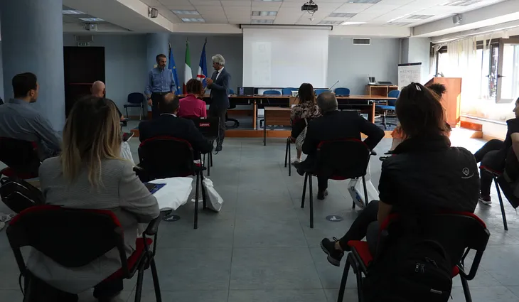 Crowdpolicy participated as an expert partner in the Blue Crowdfunding School Visit