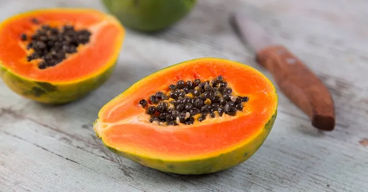 Health Benefits Of Papaya That Make It a Top Superfruit