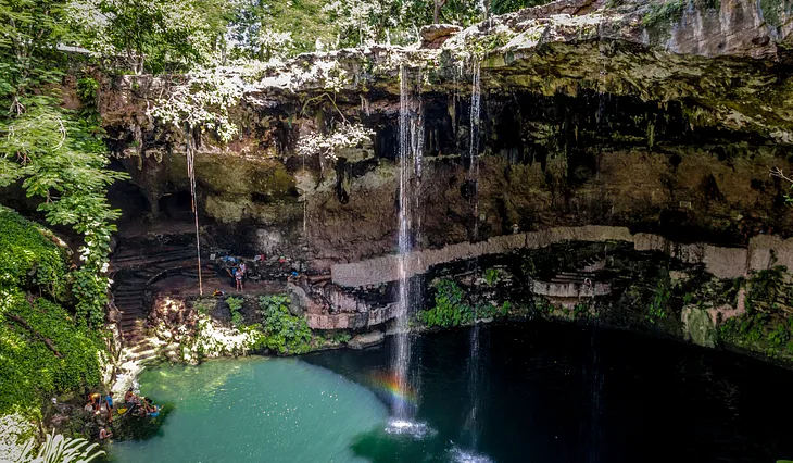 Cenote Zací in Valladolid, Mexico