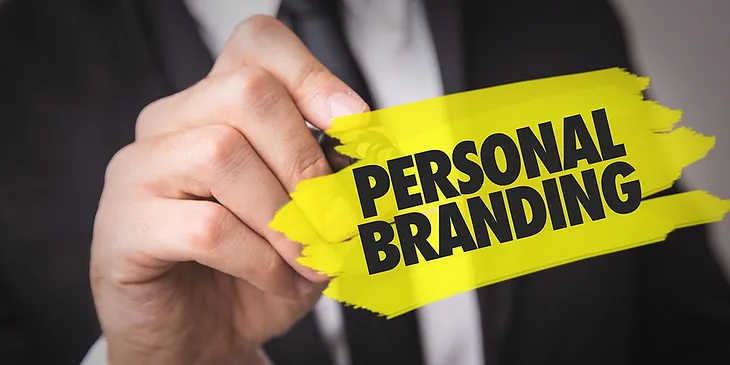 How Can a Digital Marketing Course Improve Your Personal Brand Online?