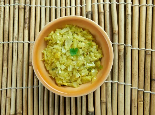 Stir Fried Cabbage/ Cabbage Poriyal