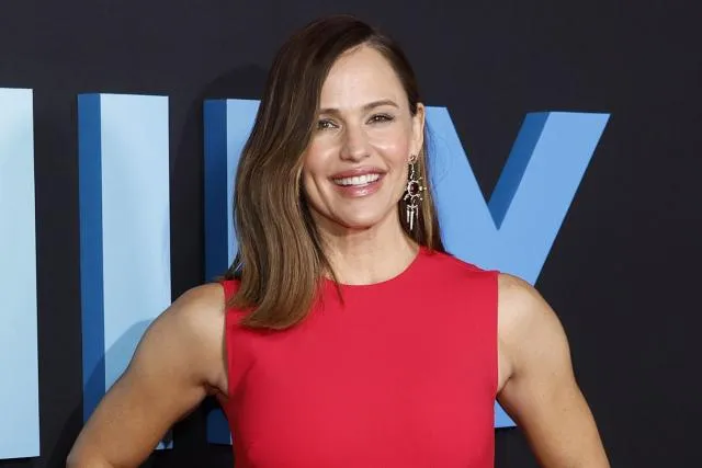 How much did Jennifer Garner make for Family Switch