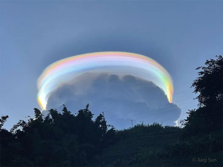 The Chinese Pileus Cloud: Science Behind The Phenomenon