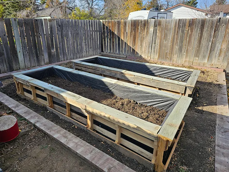 Building a Raised Bed Using Old Pallets — Part Two