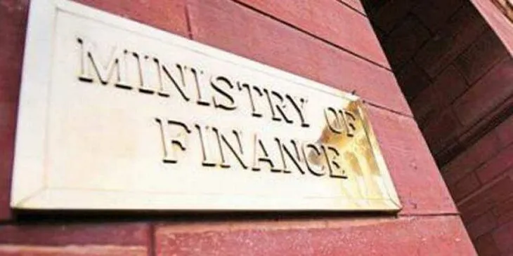 Finance Ministry Orders 12 Senior Govt Officers to Retire