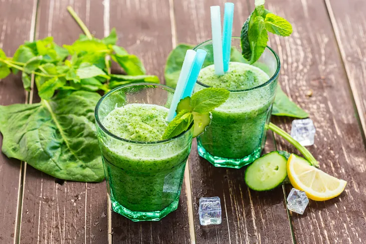 GREEN JUICE SHED YOUR POUNDS FAST