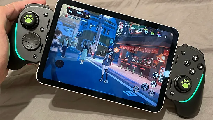 How well does the Razer Kishi Ultra fit the iPad mini?