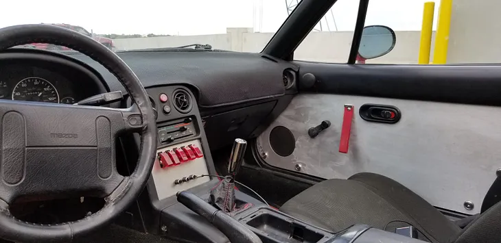 How to build your own NA Miata center console Stereo
