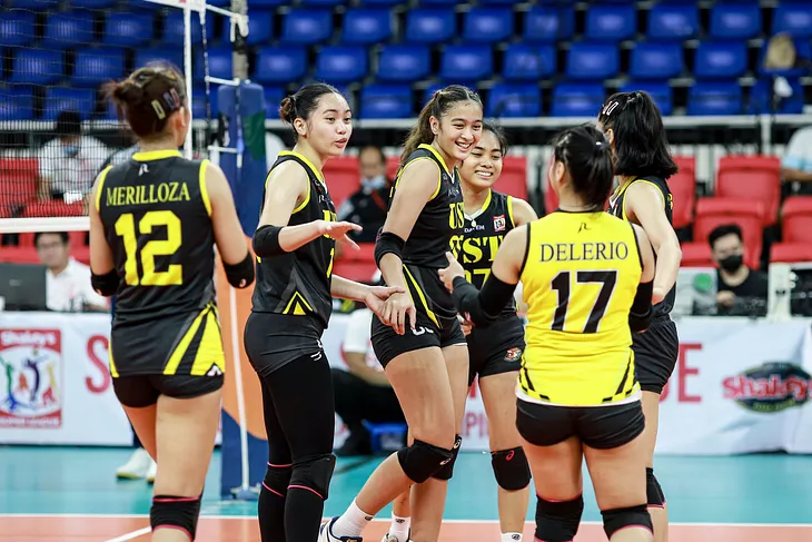 UST sweeps winless EAC to bag third straight Super League victory