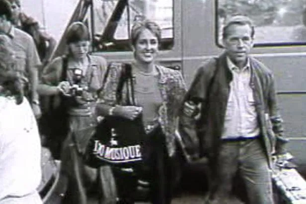 When Joan Baez Challenged The Regime in Czechoslovakia