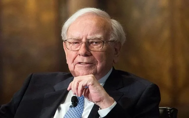 Six Famous Warren Buffett Quotes that should be permanently framed in our minds