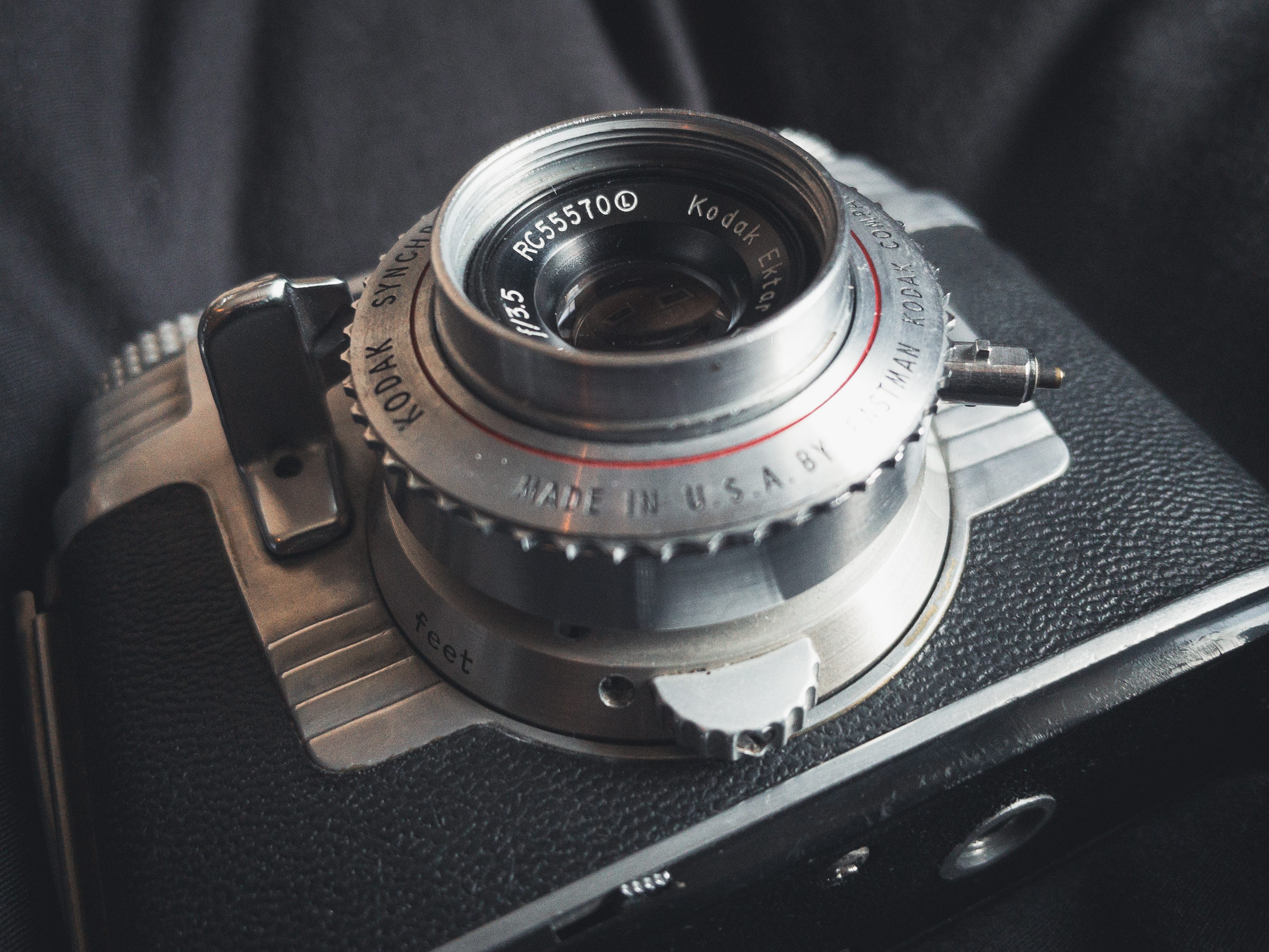 数々の賞を受賞 Kodak Signet 35の外観/The Exterior of the Kodak Signet 35 フィルムカメラ