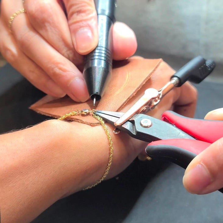 What does it mean to come get zapped? Getting zapped is the last stage