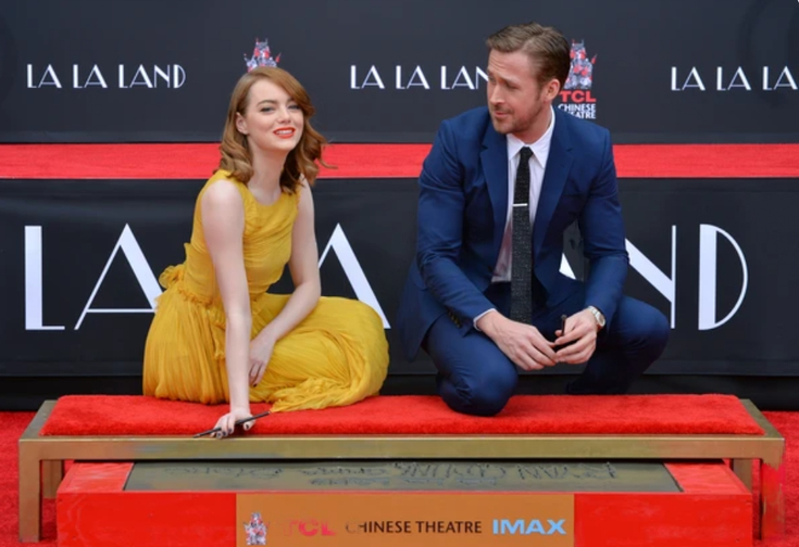 La La Land,' with Ryan Gosling and Emma Stone, breathes new life into the  movie musical - Los Angeles Times