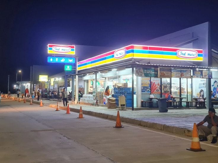 Indomaret, Pelayanannya Tak Secantik Pelayannya