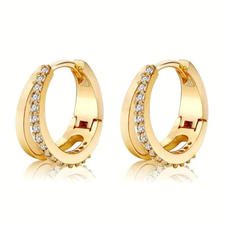 22K Gold Hoop Earrings That Elevate Every Look — Discover the Magic with Malani
