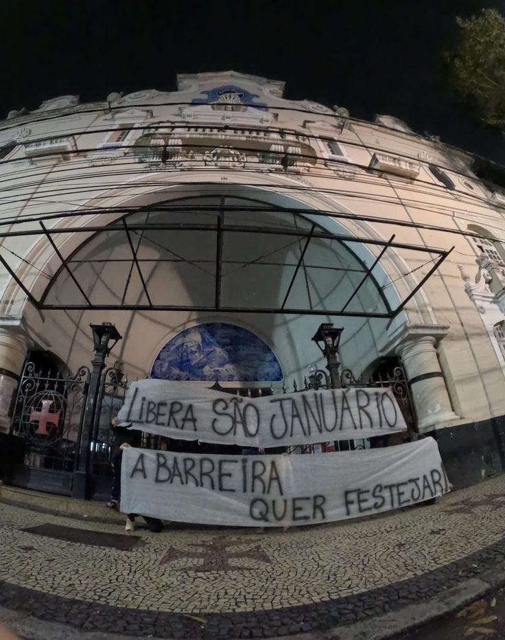 Protesto em São Januário pedindo a liberação do estádio — Foto: Reprodução Internet