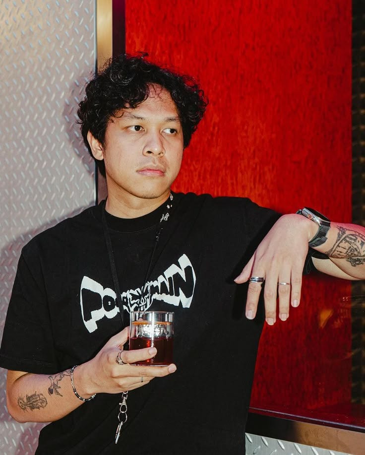 SOUND OF THIS GENERATION
"Lagu Peradaban lebih keras dari lagu metal manapun, dia geram sampai ke…