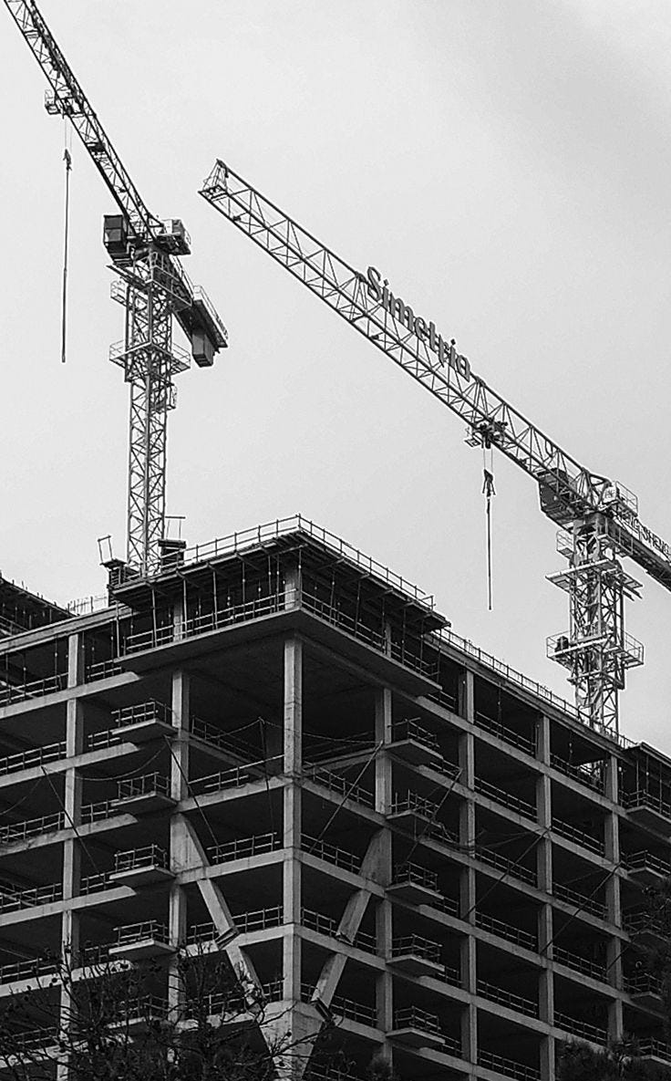 Digitizing the On-Site Decision Process: From Experience to System