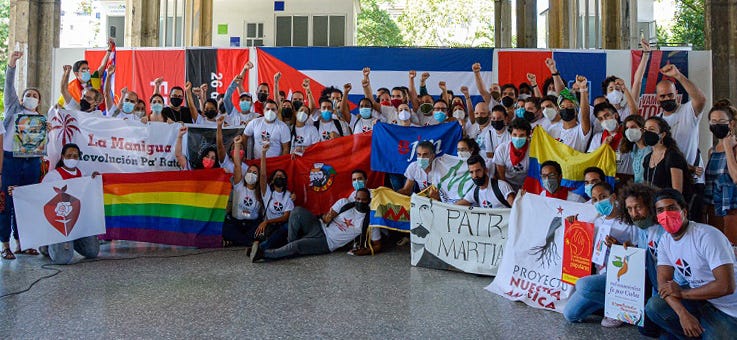 Bajo una misma bandera: la Revolución