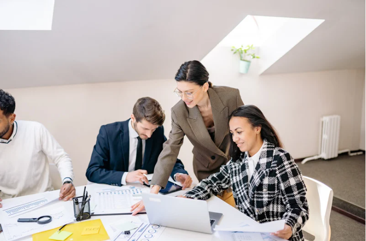 Better Job Coordination for Smoother Business Operations