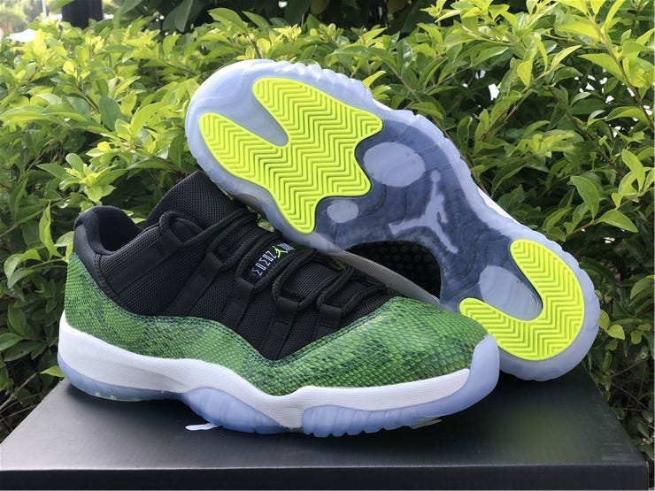 snakeskin 11s blue