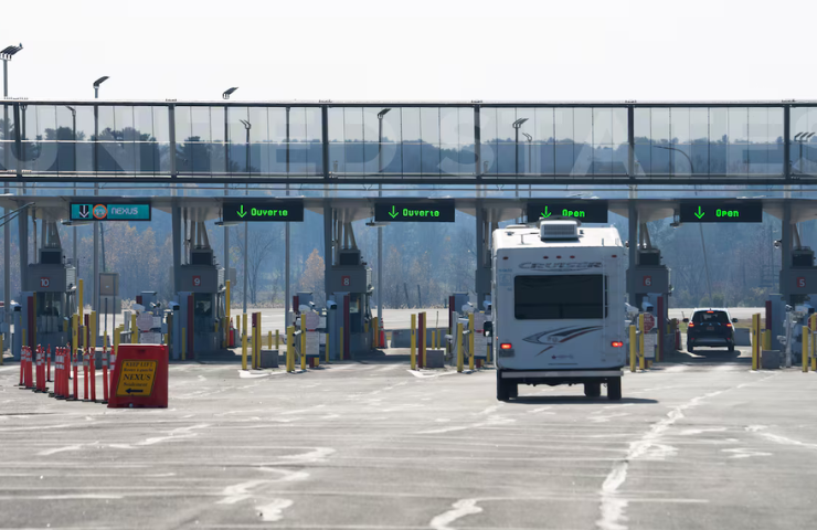 Proposed Bill Could Allow Canadian Snowbirds to Stay Longer in the U.S. Without a Visa