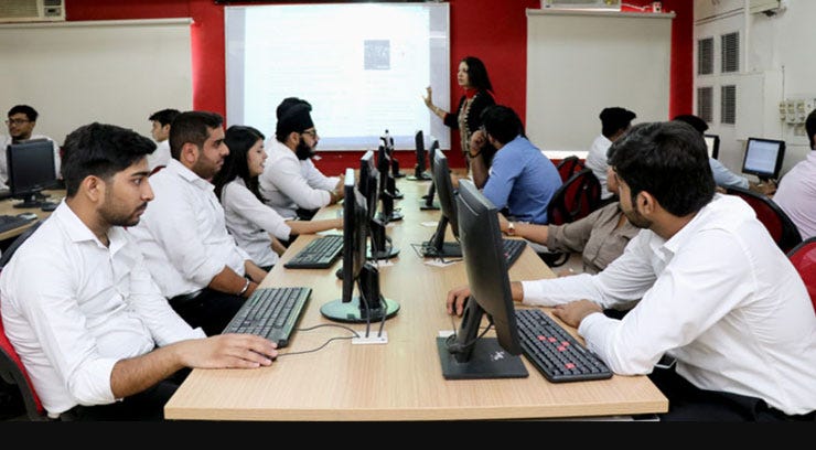 Top BBA Colleges in Delhi NCR