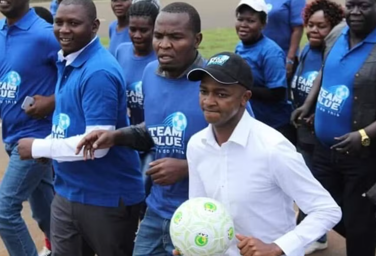 Presiden FKF Nick Mwendwa mengincar masa jabatan ketiga yang kontroversial