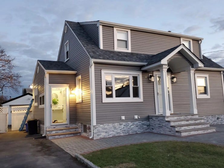 Can an Elizabeth Roofing company fix roof leaks quickly?