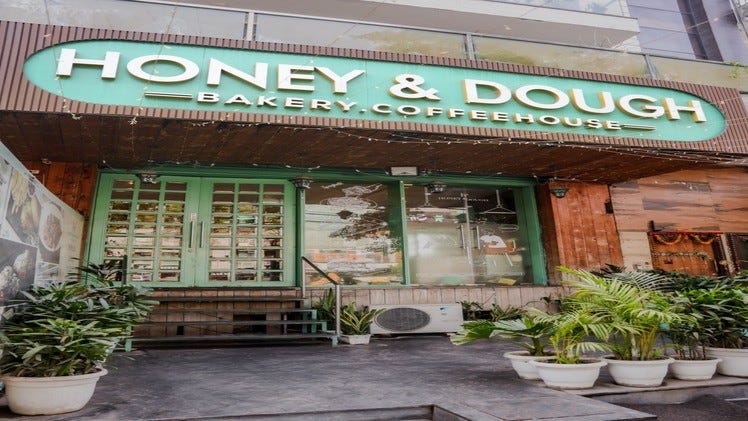 Best Cafe in Malviya Nagar — Enjoy Great Food & Coffee at Honey and Dough