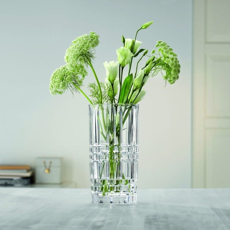 Flower Vases: Give Your Interior Space an Elegant Look! | by Tablejoy ...