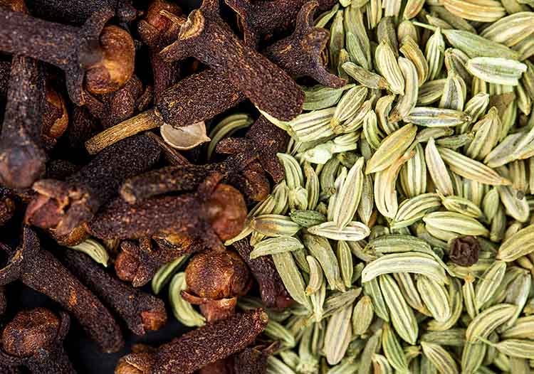 Persian Cardamom “Hel Spice”. Cardamom or “Hel spice” is a green… | by ...