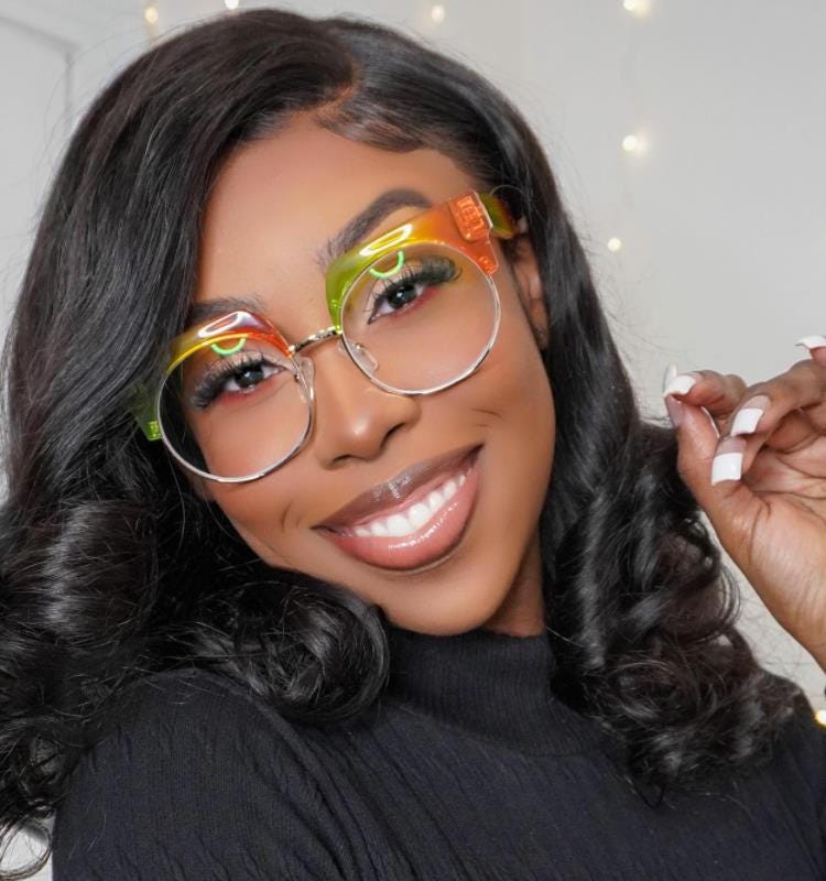 Explained how to adjust your glasses at home properly by Jack