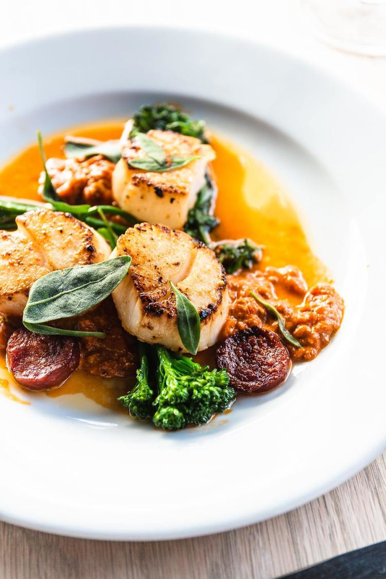 Keto Mahi Mahi with Broccoli and Sun Dried Tomatoes. This Keto Mahi Mahi with Broccoli and Sun Dried Tomatoes recipe is a delicious and healthy weeknight dinner. The tender Mahi Mahi combined with the savory sun dried tomatoes and broccoli is sure to satisfy your taste buds and leave you feeling full and satisfied.