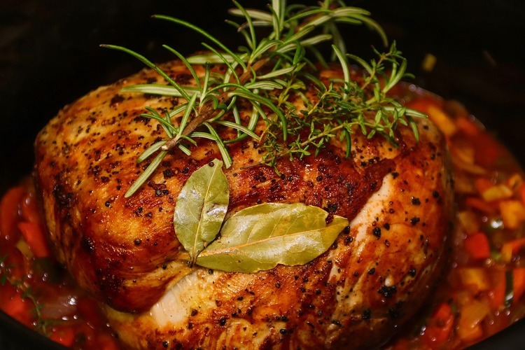 Slow Cooker Pork Roast with Thyme, Bay Leaves and Rosemary Recipe